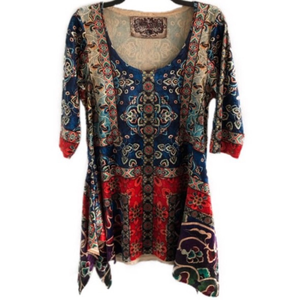 AMMA bold patterned flowy tunic top L